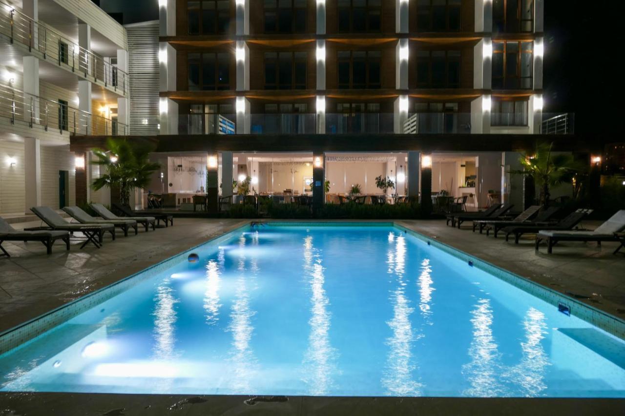 Aquamarine Family Club Hotel Gagra Kültér fotó