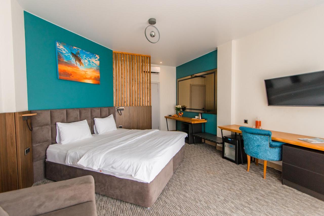 Aquamarine Family Club Hotel Gagra Szoba fotó